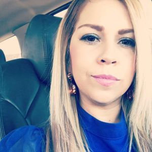 Meet your Posher, Ana